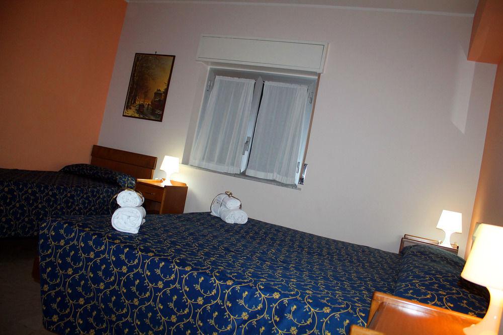 Hotel Villa Mater Катания Екстериор снимка