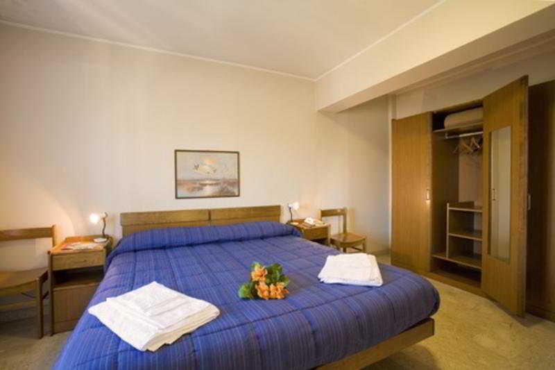 Hotel Villa Mater Катания Екстериор снимка