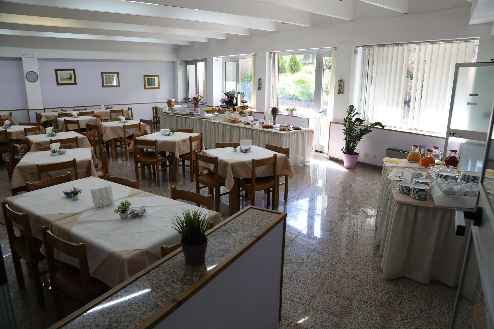 Hotel Villa Mater Катания Екстериор снимка